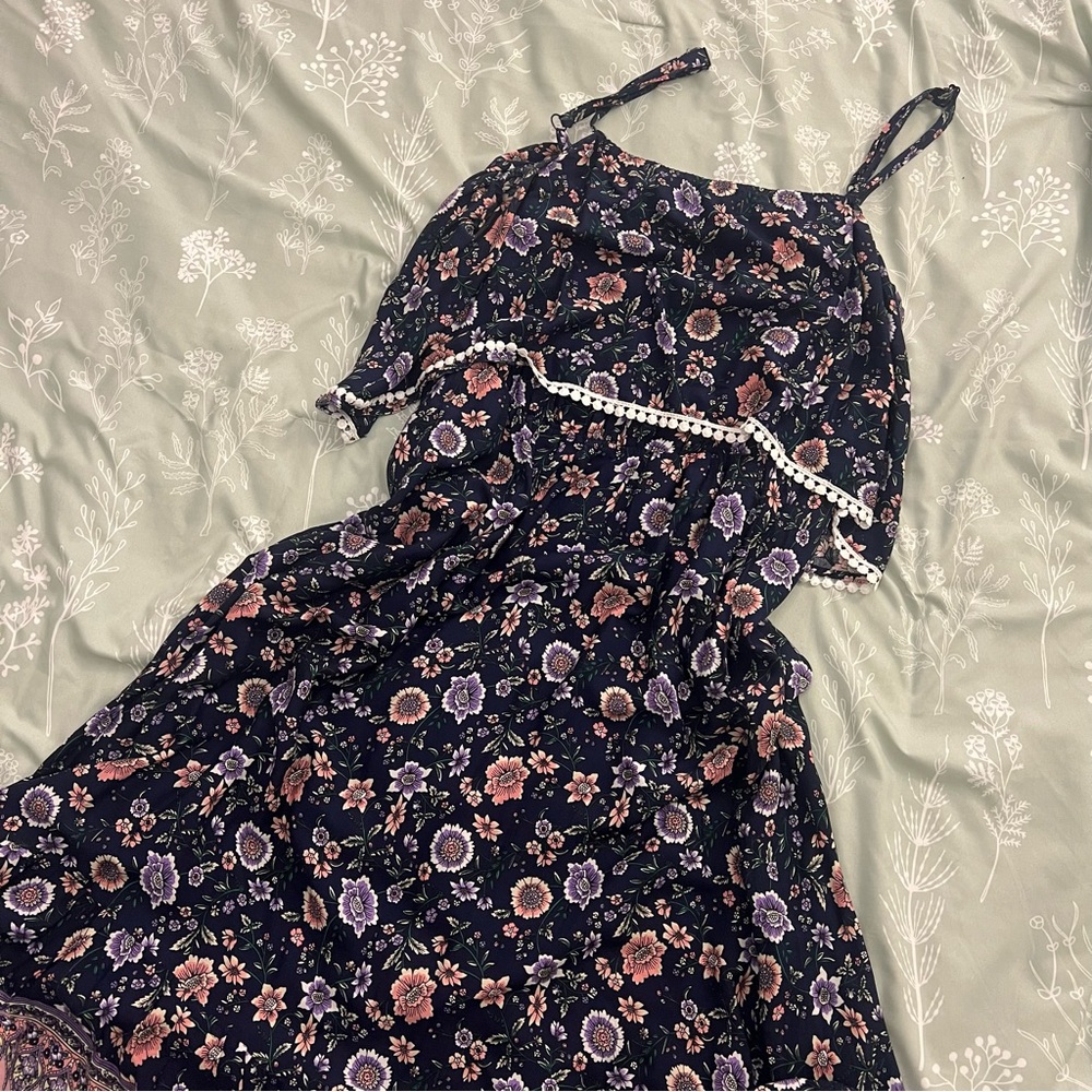 Bloomchic Floral Sleeveless Dress with Lace Trim